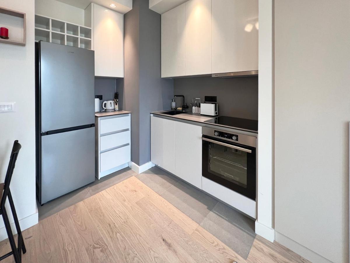 Waterfront Luxury Suites Belgrado Esterno foto