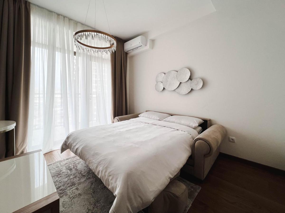 Waterfront Luxury Suites Belgrado Esterno foto